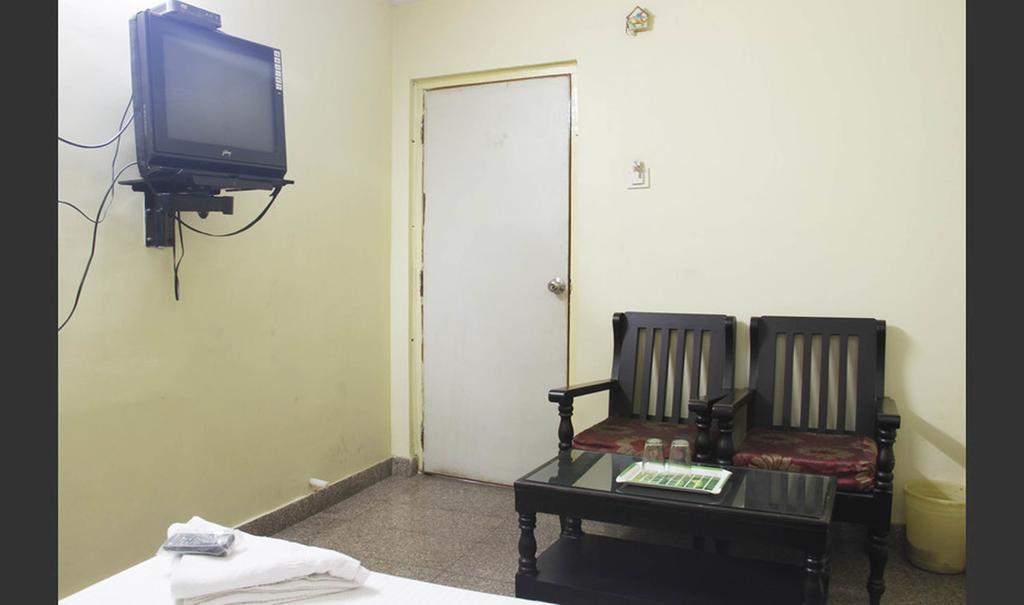 Hotel Vijayabhanu 维沙卡帕特南 外观 照片