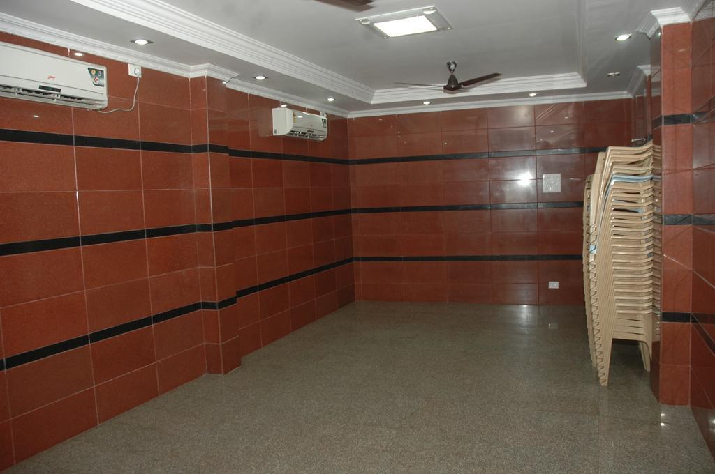 Hotel Vijayabhanu 维沙卡帕特南 外观 照片